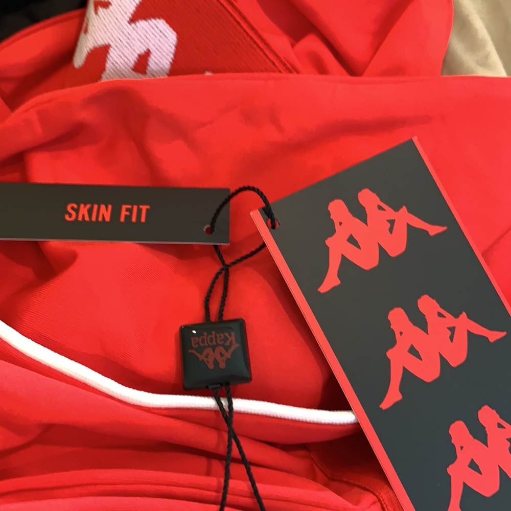Kappa x Shadow Hill Serem Crop Top Red Large - Picture 11 of 11